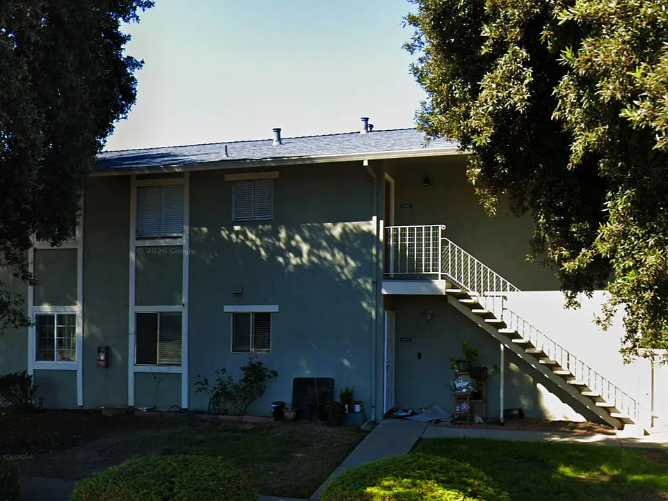 4539 Glenn St