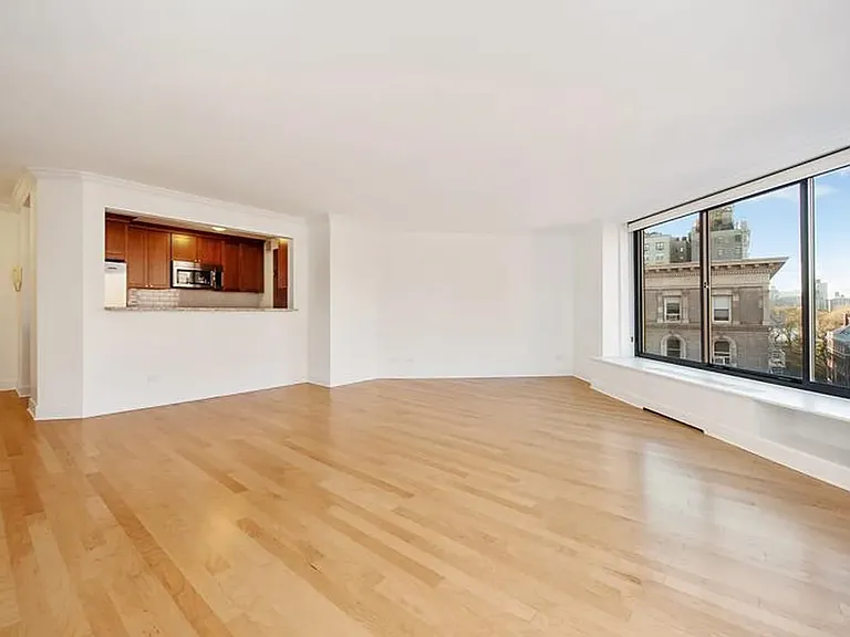 40 E 94th St #7DE — Photo 6