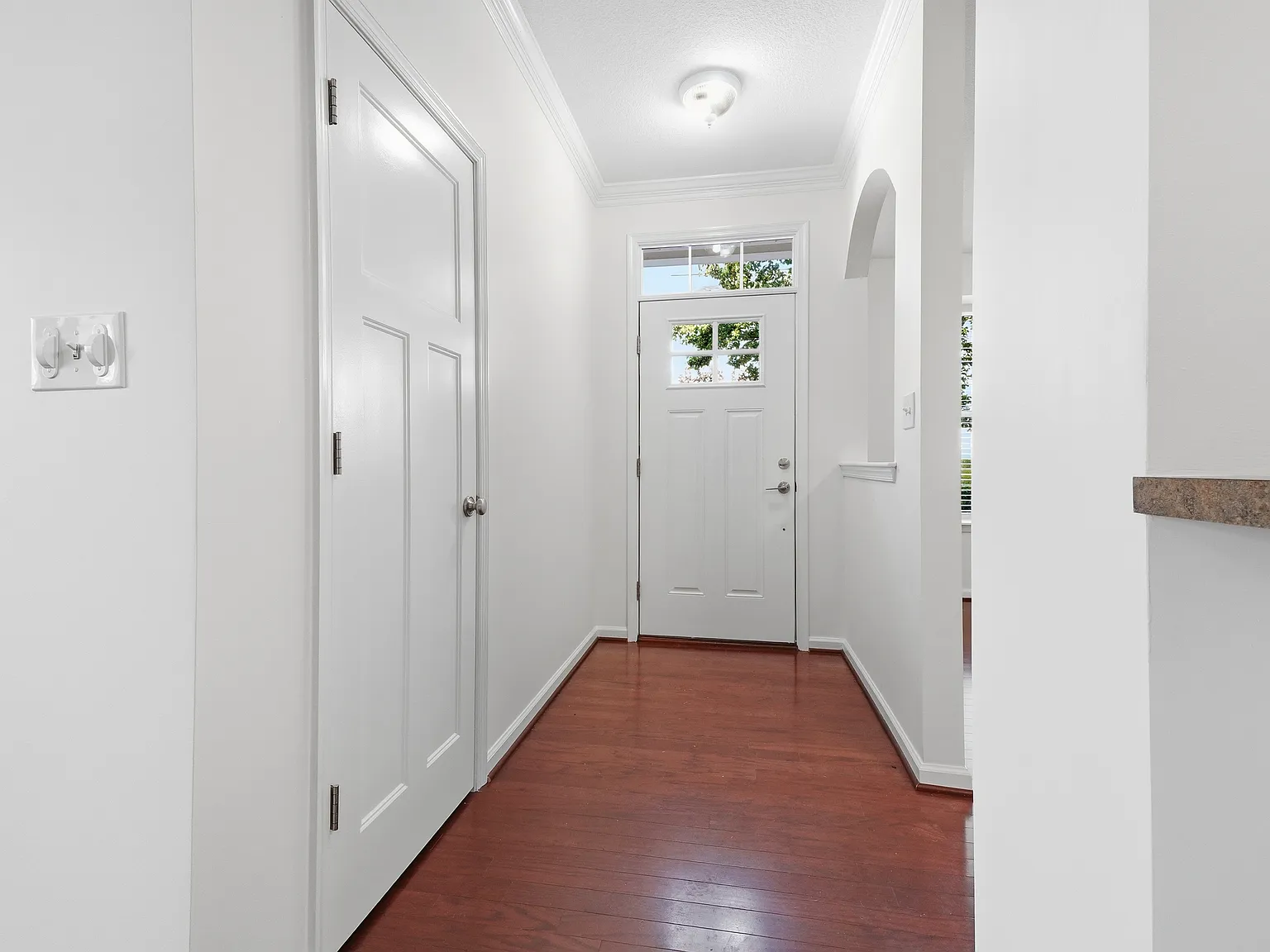 2 bed, 1203 sqft, $2,450 — Photo 4