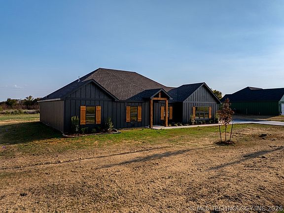 2nd image of 13183 Whimsical Ln