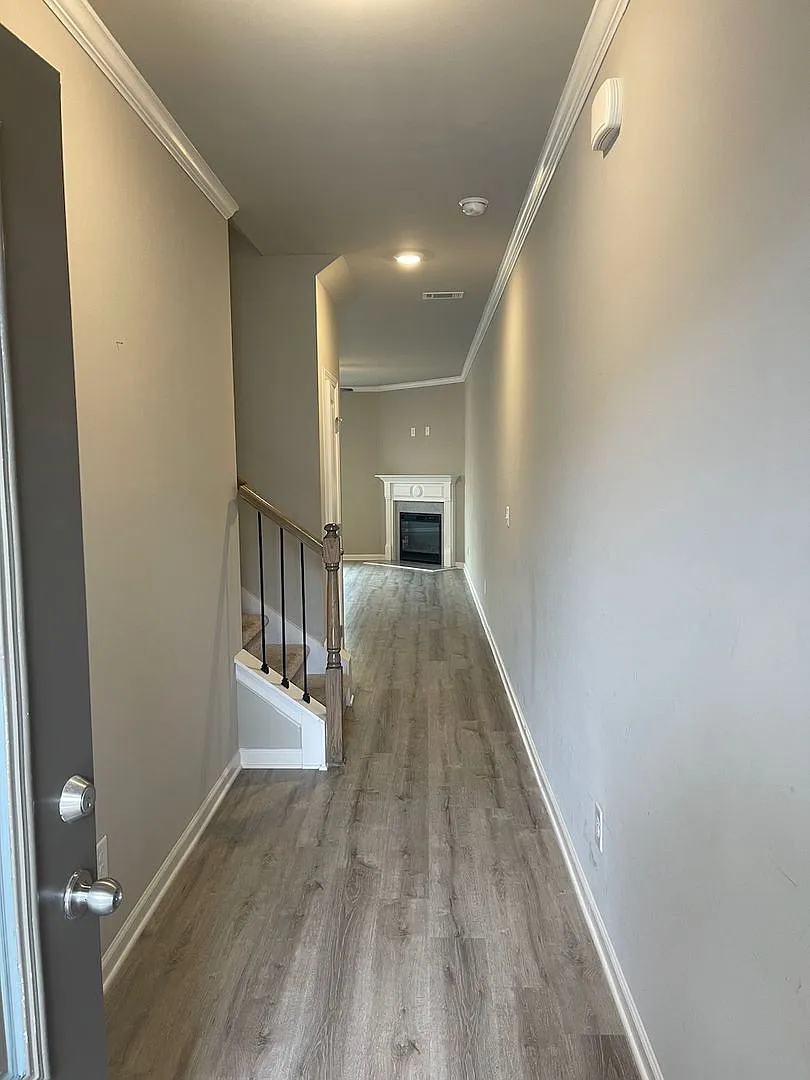 Building Photo - 5156 Fox Den Rd
