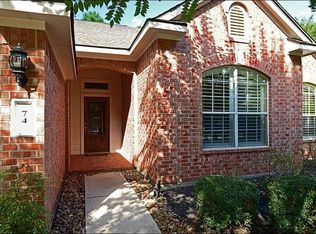 74 N Brooksedge Cir, Spring, TX 77382