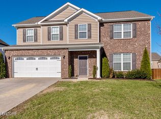 827 Spring Creek St, Maryville, TN 37801