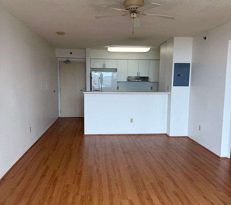 1st image of 215 N King St APT 603