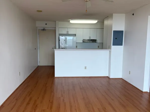 215 N King St APT 603, Honolulu, HI 96817