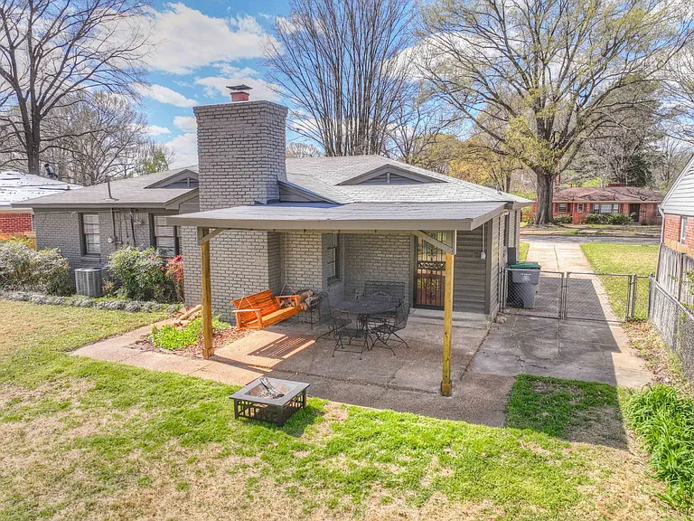1636 Whitewater Rd — Photo 8