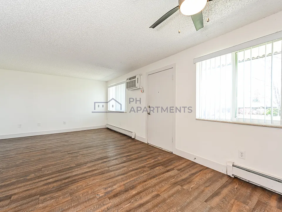 2 Bed | 1.5 Bath