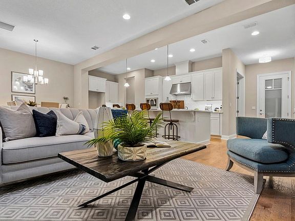 3rd image of 3708 Wren Ln