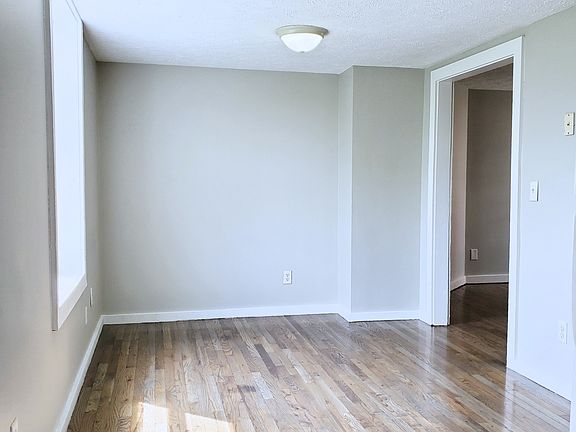 3rd image of 90 E 8th Ave APT 2