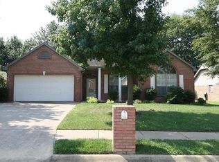 3600 W Beech Dr, Rogers, AR 72756