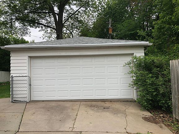 Double detached garage