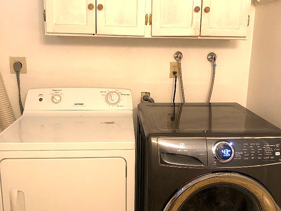 4th image of 2225 W Skyview Dr