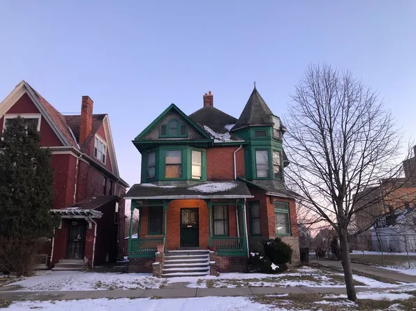 240 Chandler St, Detroit, MI 48202