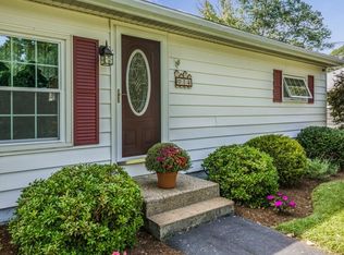 14 Ayers St, North Brookfield, MA 01535