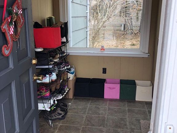 5th image of 1310 E Perkins Ave