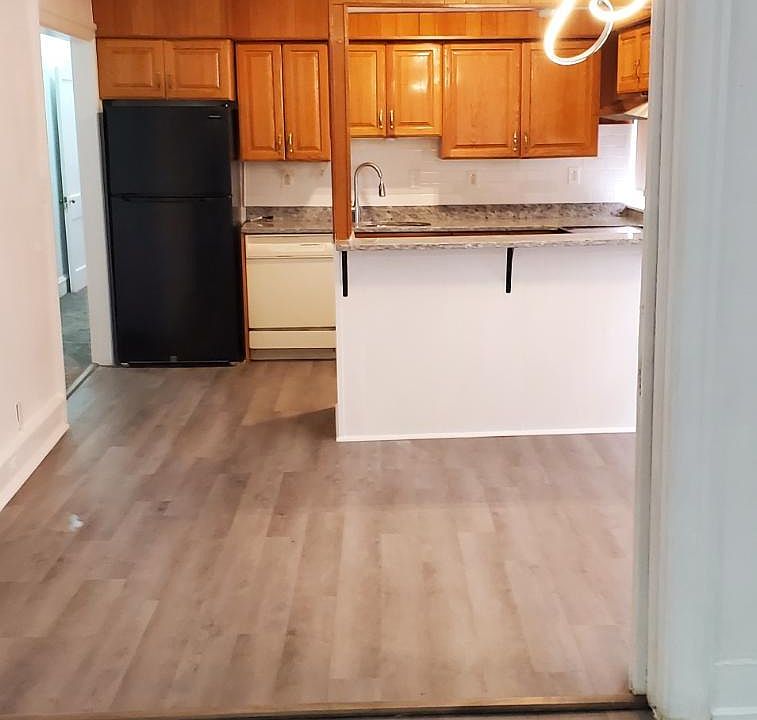 1st image of 5729 N Park Ave Floor 1