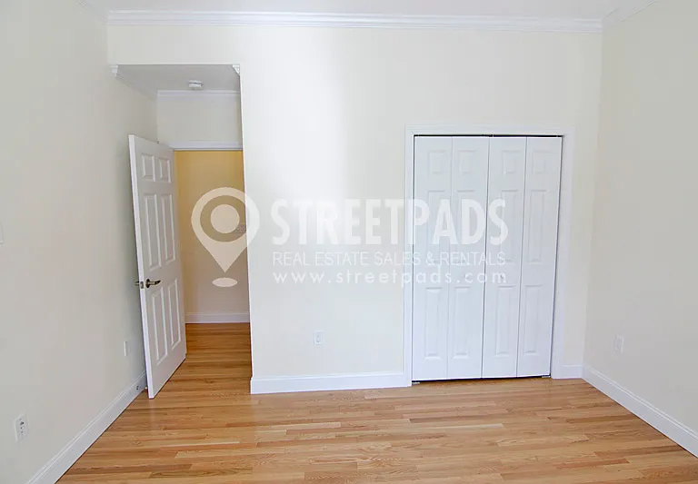 15 Langdon St — Photo 16