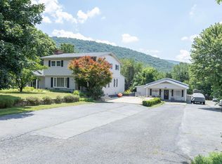 1307 E Dolly Ann Dr, Covington, VA 24426
