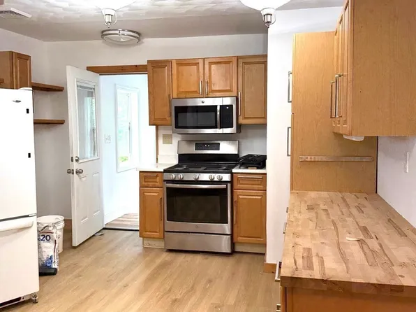 21-23 Rendall Pl #2, Melrose, MA 02176