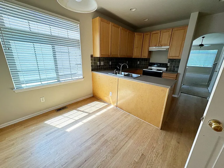 22351 E Plymouth Cir — Photo 15
