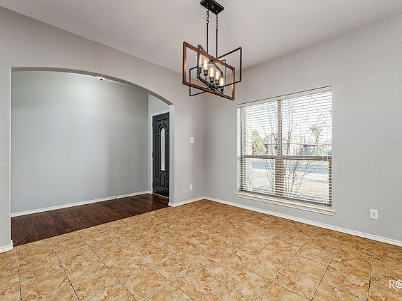 5th image of 4213 Lexington Pl