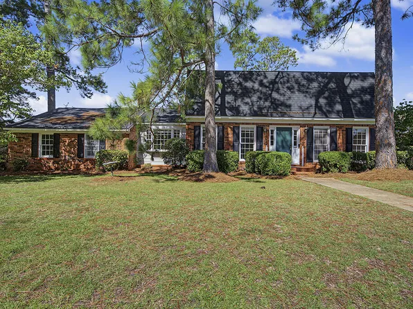 2205 Star Ln, Albany, GA 31707