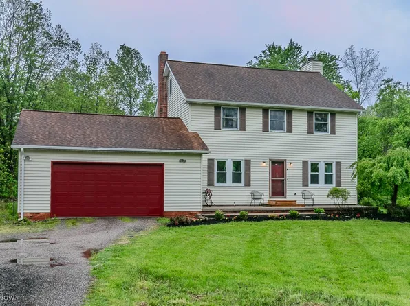 9775 Fairmount Rd, Newbury, OH 44065