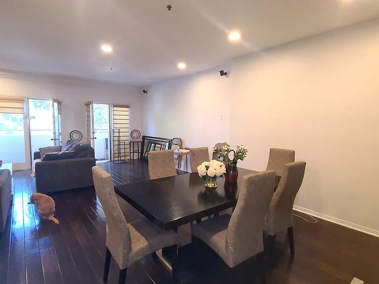 12011 Goshen Ave #202 — Photo 34