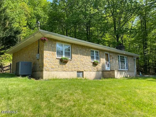 528 Pine Ridge Rd, Bedford, PA 15522