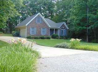 320 Tradewinds Ln, York, SC 29745