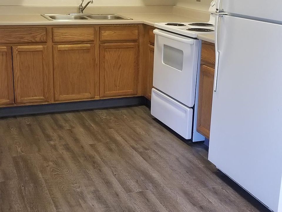 1st image of 1301 E 33rd Ave APT 204
