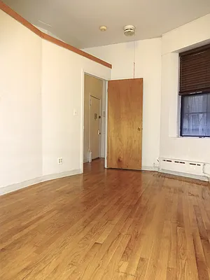 Rented by Authentic Realty | media 8