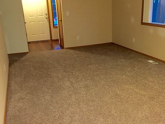2nd image of 6062 SE Green Ct