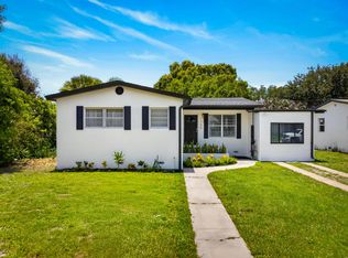 1105 Jasmine Avenue, Fort Pierce, FL 34982
