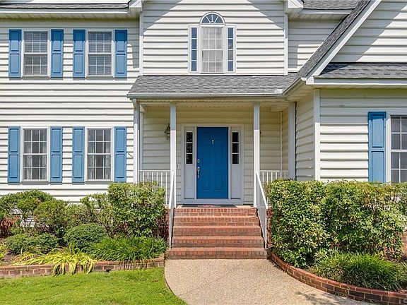 4th image of 5916 Herrick Pl