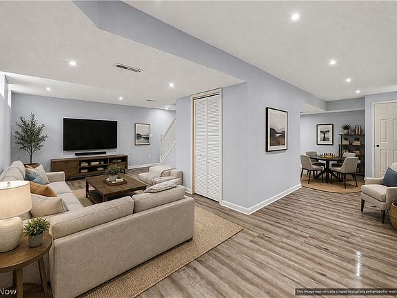 5th image of 5086 Silver Maple Ln