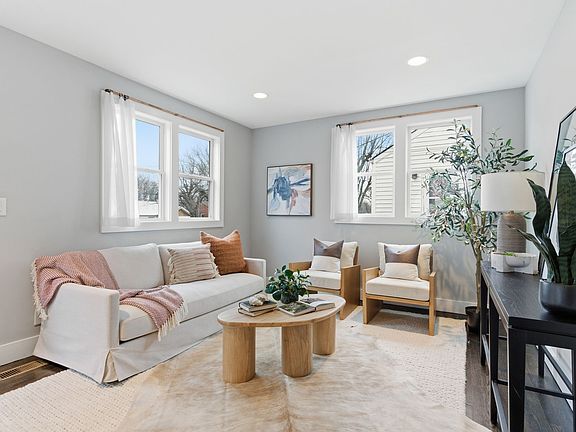 5th image of 809 Washington Ave