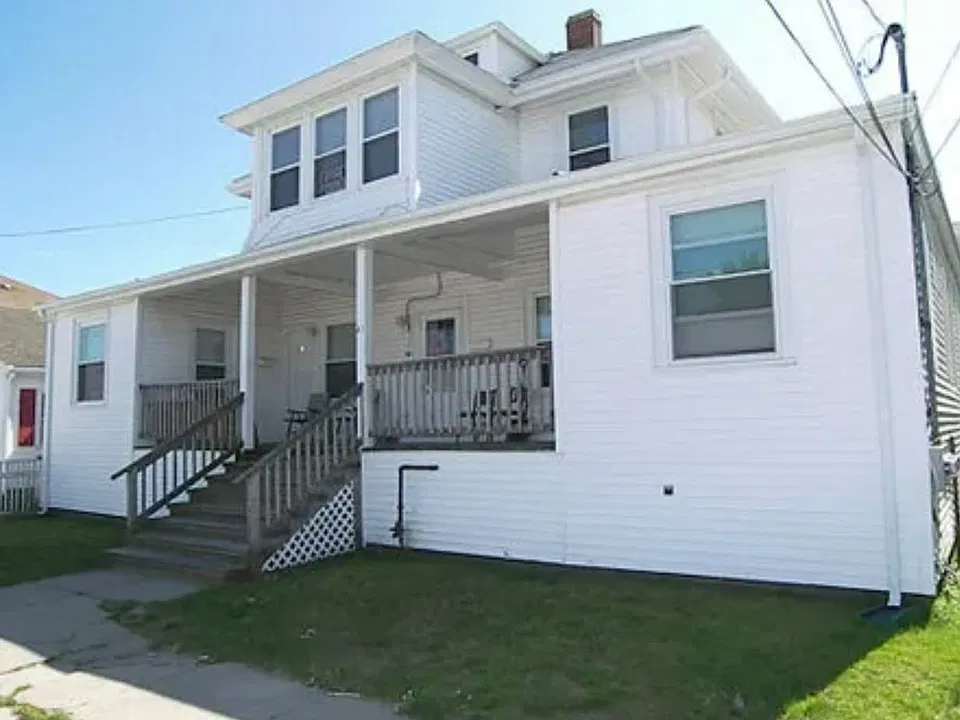 45 Massasoit Ave