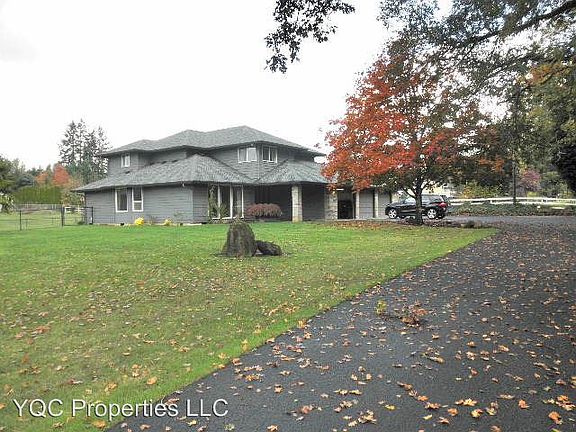 2nd image of 5902 NE 116th St
