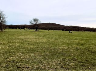 Hat Gilbreath Rd, Summers, AR 72769