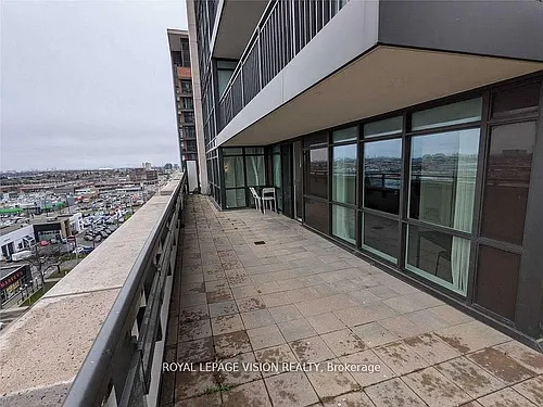 830 Lawrence Ave W #914 Photo 1