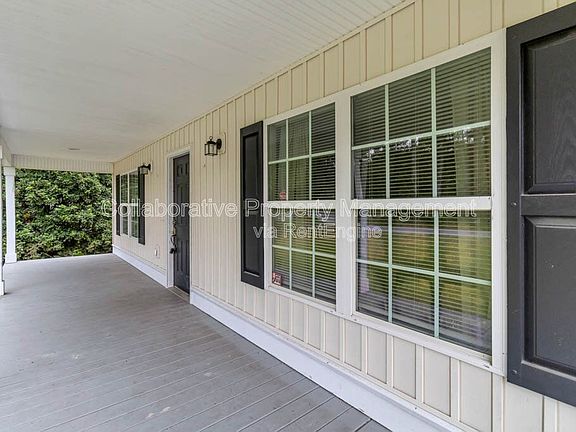 2nd image of 103 W Tietgen St
