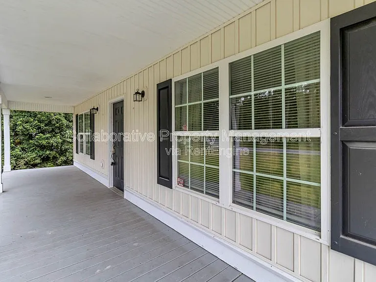103 W Tietgen St — Photo 2