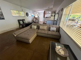 935 Polk St, Hollywood, FL 33019