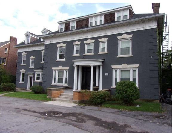 1050 Lake Ave APT 6