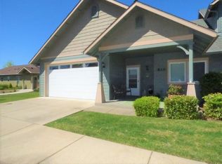 810 SW Kinsington Ct, Grants Pass, OR 97526