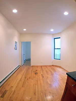 Rented by Uptown Flats LLC | media 5