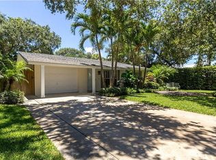 910 Jasmine Ln, Vero Beach, FL 32963