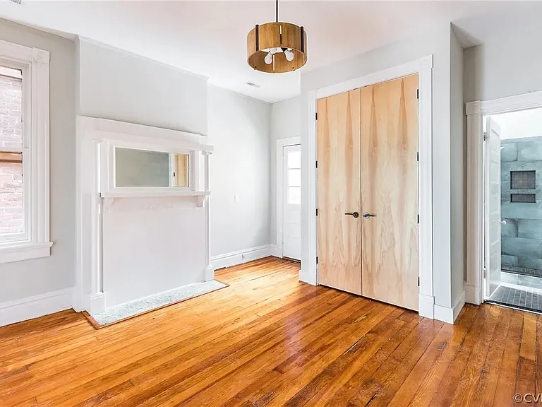 2023 W Grace St #3 — Photo 7