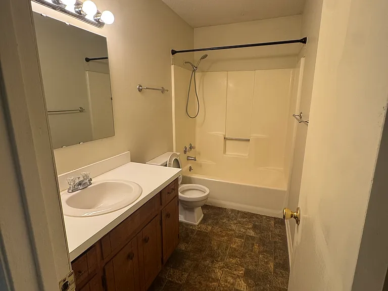 155-155A Bayberry Rd — Photo 11